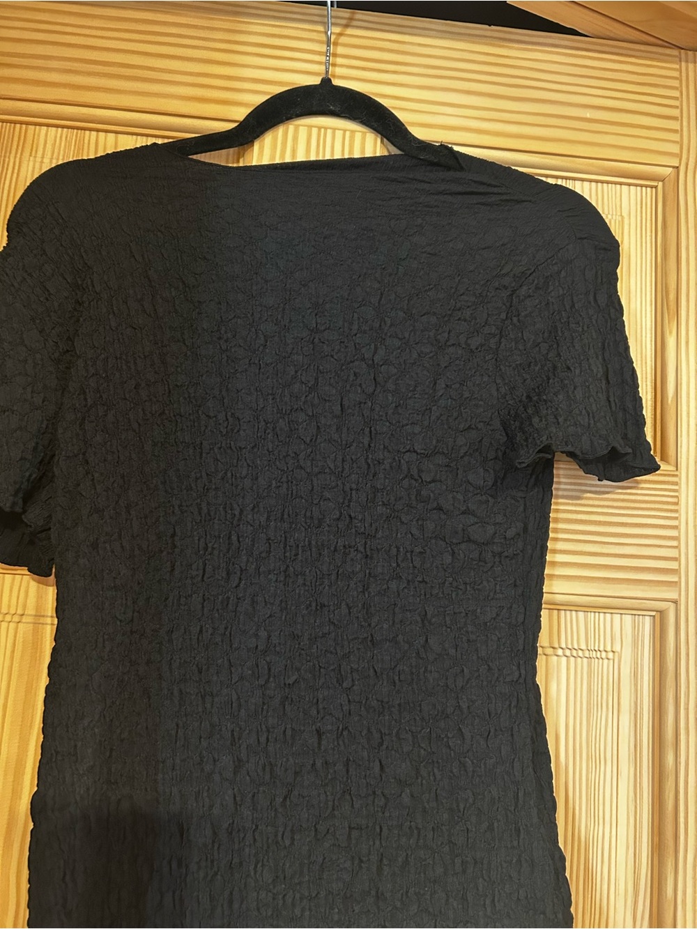 Women’s Truth by Republic Black Short Sleeve Textured Crew Neck Top Medium